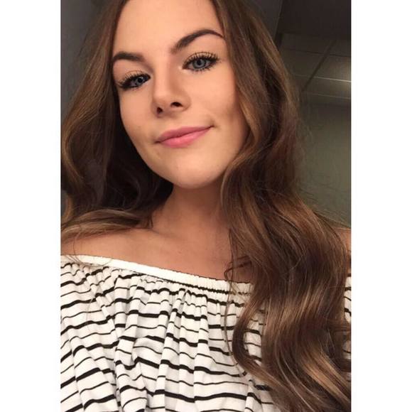 Meet your Posher, Kylie - Picture 1 of 1